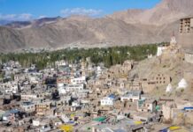 उपराज्यपाल वीके सक्सेना ने लद्दाख में सिंगल यूज प्लास्टिक के इस्तेमाल और गंदगी फैलाने को लेकर कड़े निर्देश जारी किए